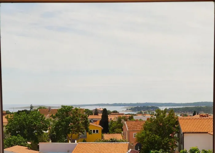 Relax To The Max With The Sea View