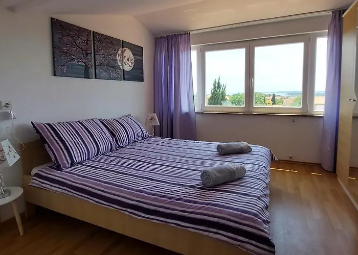Relax To The Max With The Sea View
