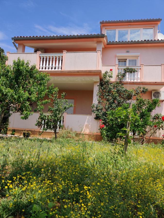 Relax To The Max With The Sea View