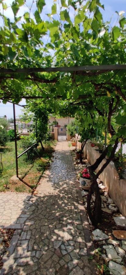 Relax To The Max With The Sea View Appartamento Medolino